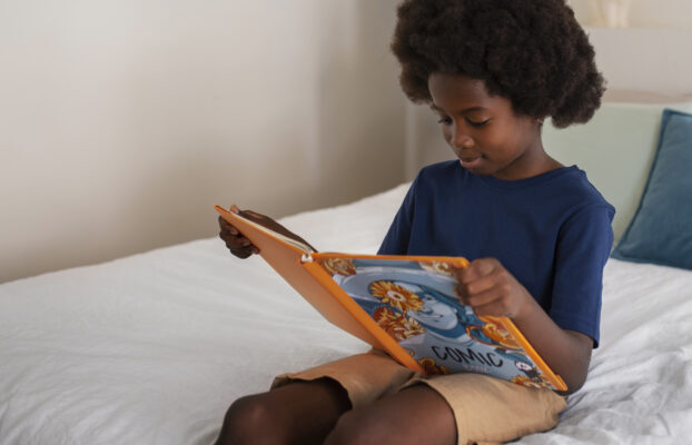 10 BENEFITS OF READING OUT LOUD TO CHILDREN